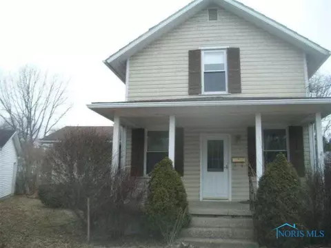 321 W Cherry St, Clyde, OH 43410 photo 1
