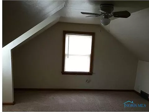 2242 Westmonte Rd, Toledo, OH 43607 photo 4