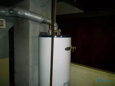 2308 Westmonte Rd, Toledo, OH 43607 photo 11