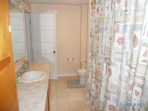722 S Main St, Bryan, OH 43506 photo 14