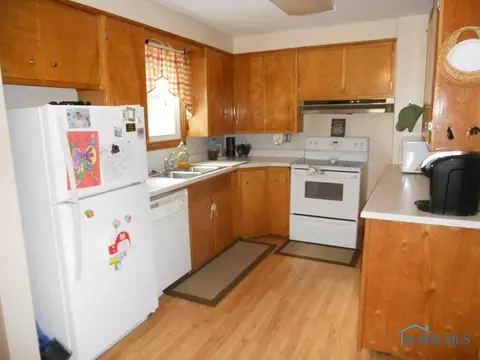 722 S Main St, Bryan, OH 43506 photo 7