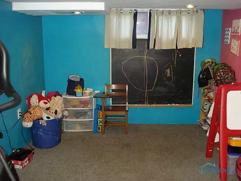 503 Adrian St, Delta, OH 43515 photo 17