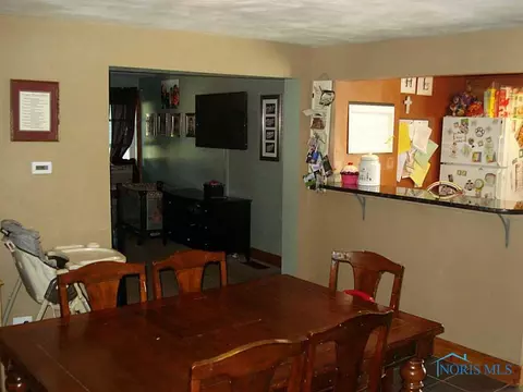503 Adrian St, Delta, OH 43515 photo 10
