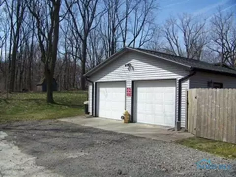 503 Adrian St, Delta, OH 43515 photo 4