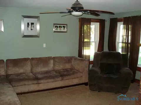 503 Adrian St, Delta, OH 43515 photo 11
