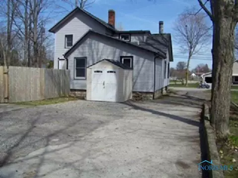 503 Adrian St, Delta, OH 43515 photo 3