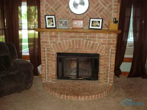 503 Adrian St, Delta, OH 43515 photo 13