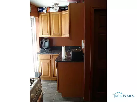 503 Adrian St, Delta, OH 43515 photo 6
