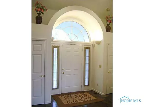 5740 Cedar Point Rd, Oregon, OH 43616 photo 2