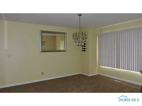 5740 Cedar Point Rd, Oregon, OH 43616 photo 6