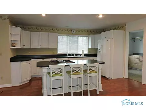 5740 Cedar Point Rd, Oregon, OH 43616 photo 5