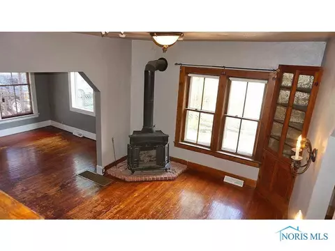 34 N River Rd, Waterville, OH 43566 photo 3