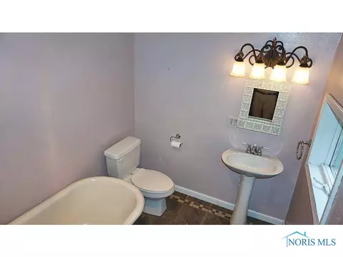 34 N River Rd, Waterville, OH 43566 photo 9