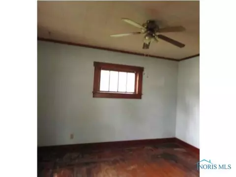 416 Center St, Bryan, OH 43506 photo 3