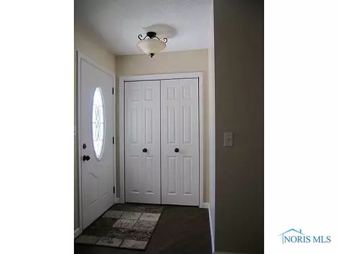 106 Grace St, Bryan, OH 43506 photo 4