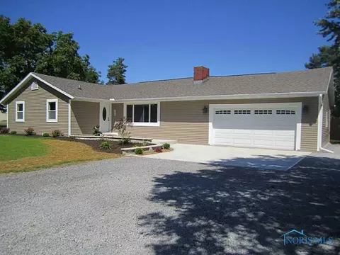 106 Grace St, Bryan, OH 43506 photo 1