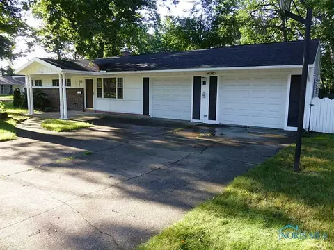 3065 Lambert Dr, Toledo, OH 43613 photo 4