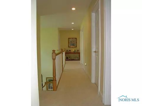 905 Greystone Dr, Bryan, OH 43506 photo 8