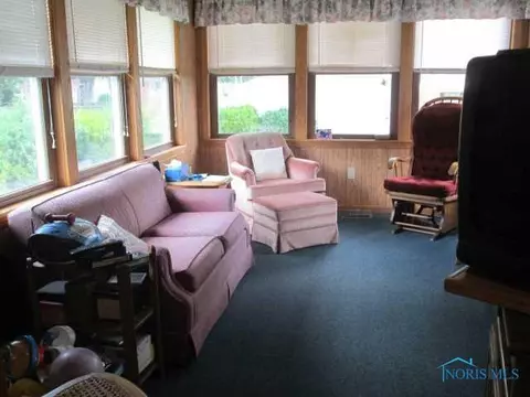 2856 Wanamaker Dr, Toledo, OH 43613 photo 9