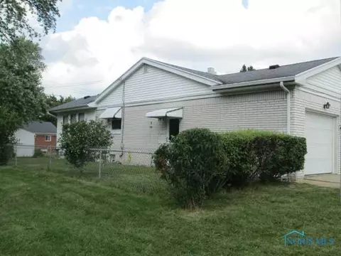 2856 Wanamaker Dr, Toledo, OH 43613 photo 2