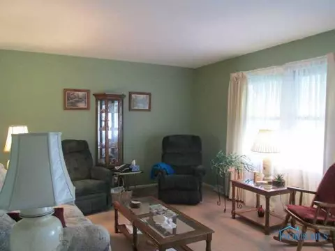2856 Wanamaker Dr, Toledo, OH 43613 photo 4