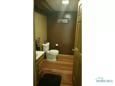 1445 Rays Dr, Bryan, OH 43506 photo 8