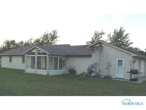 820 Springdale Dr, Paulding, OH 45879 photo 3