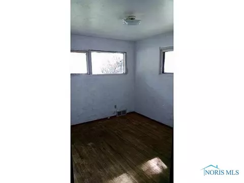 817 Ranch Dr, Toledo, OH 43607 photo 7