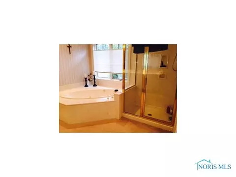 116 Deerfield Cir, Bryan, OH 43506 photo 10