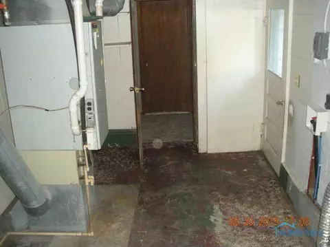 207 S Main St, Edon, OH 43518 photo 5