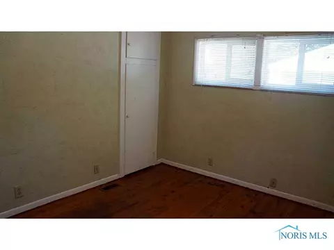 304 Jackson St, Delta, OH 43515 photo 9