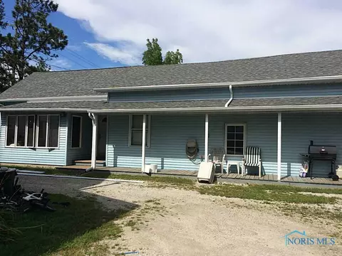 28130 E Broadway, Walbridge, OH 43465 photo 1