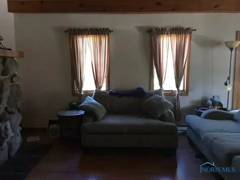 28130 E Broadway, Walbridge, OH 43465 photo 5