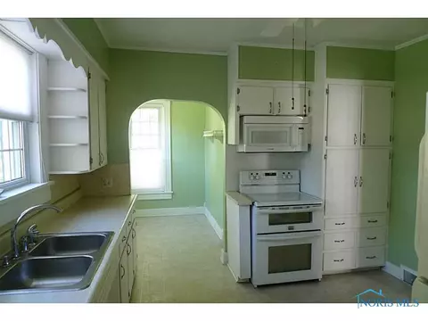 756 N Cherry St, Paulding, OH 45879 photo 3