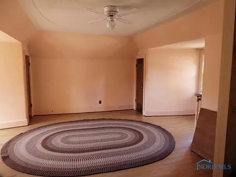2029 Potomac, Toledo, OH 43607 photo 18