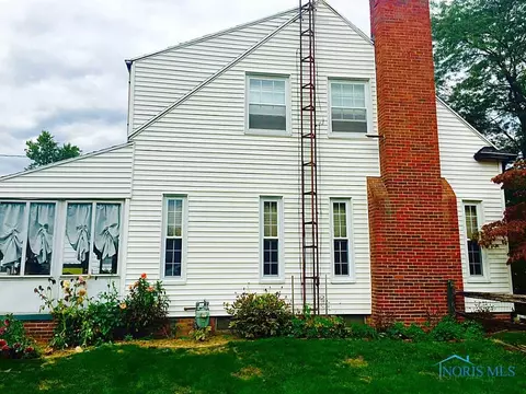 705 Independence Rd, Toledo, OH 43607 photo 3