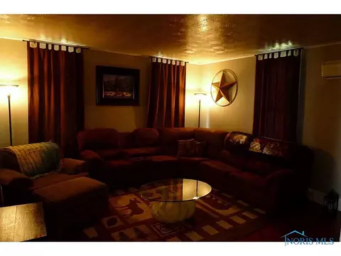 763 N Williams, Paulding, OH 45879 photo 2