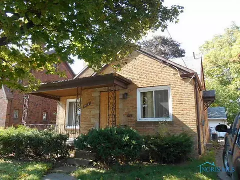 1415 Potomac Dr, Toledo, OH 43607 photo 1