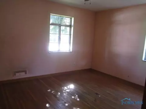 2119 Upton Ave, Toledo, OH 43607 photo 7