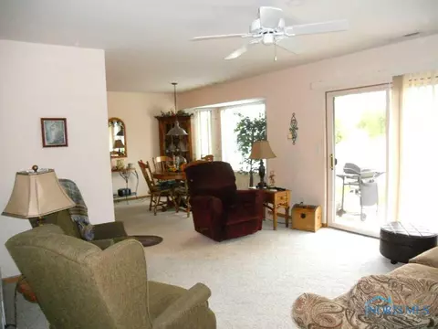 218 Gary Dr, Bryan, OH 43506 photo 7