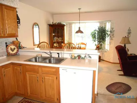 218 Gary Dr, Bryan, OH 43506 photo 6
