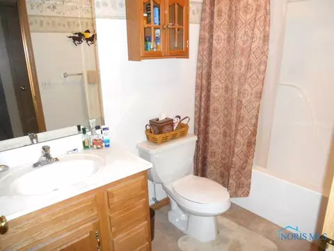 218 Gary Dr, Bryan, OH 43506 photo 15