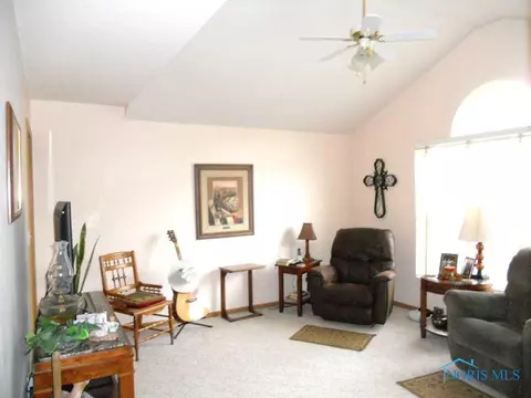218 Gary Dr, Bryan, OH 43506 photo 9