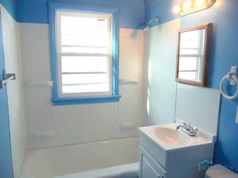359 Kopernik Ave, Toledo, OH 43607 photo 13