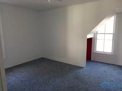 409 N Cherry St, Bryan, OH 43506 photo 9