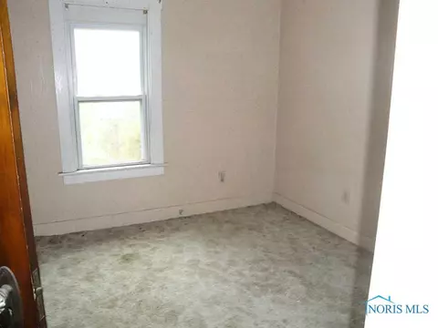 1107 Coventry Ave, Toledo, OH 43607 photo 8