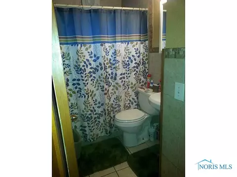 2328 Westmonte Rd, Toledo, OH 43607 photo 8