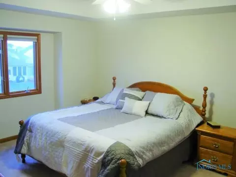 8959 White Eagle E, Sylvania, OH 43560 photo 11