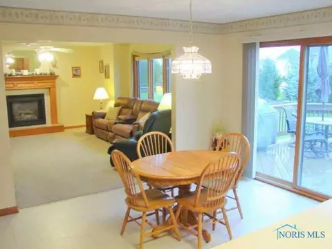 8959 White Eagle E, Sylvania, OH 43560 photo 5