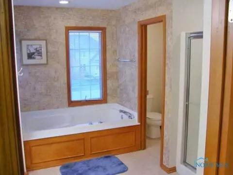 8959 White Eagle E, Sylvania, OH 43560 photo 12